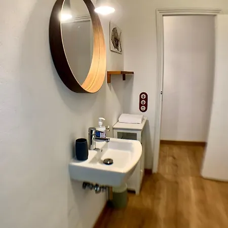 Rucall Piscina Compartida Holiday home Vilamacolum