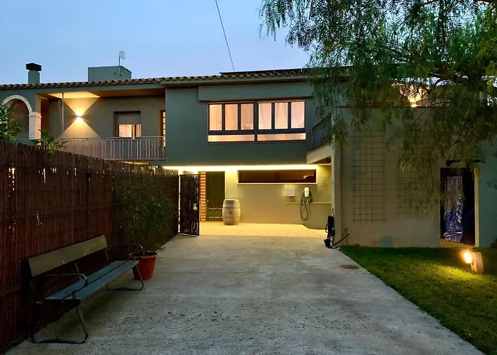 Rucall Piscina Compartida بيت للعطل